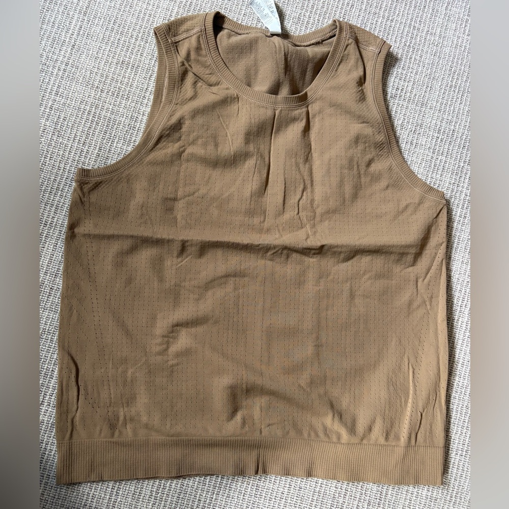 Athleta Perforated Muscle Tank Top Light Brown Sleeveless Athleisure Size Large